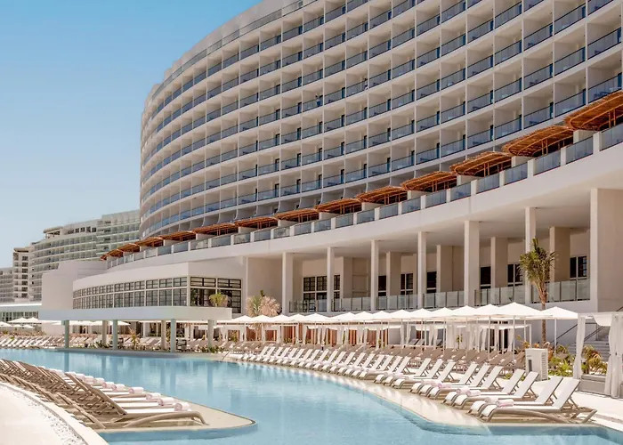Ava Resort Cancun